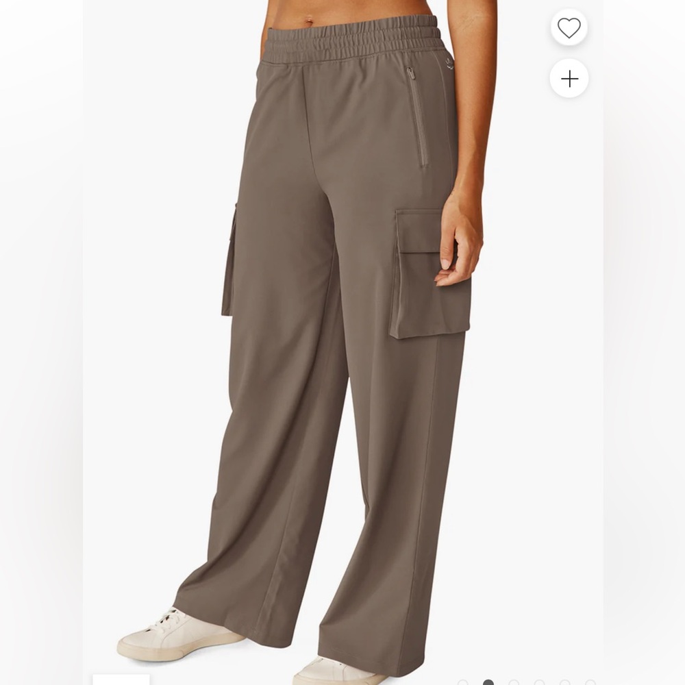 Beyond yoga city chic cargo pants Sz Small LIKE NEW